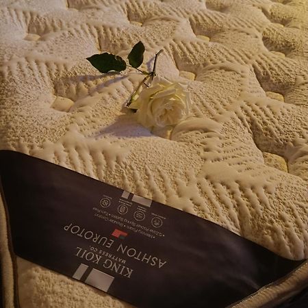 Accessible Luxury Villa Artemida  Buitenkant foto