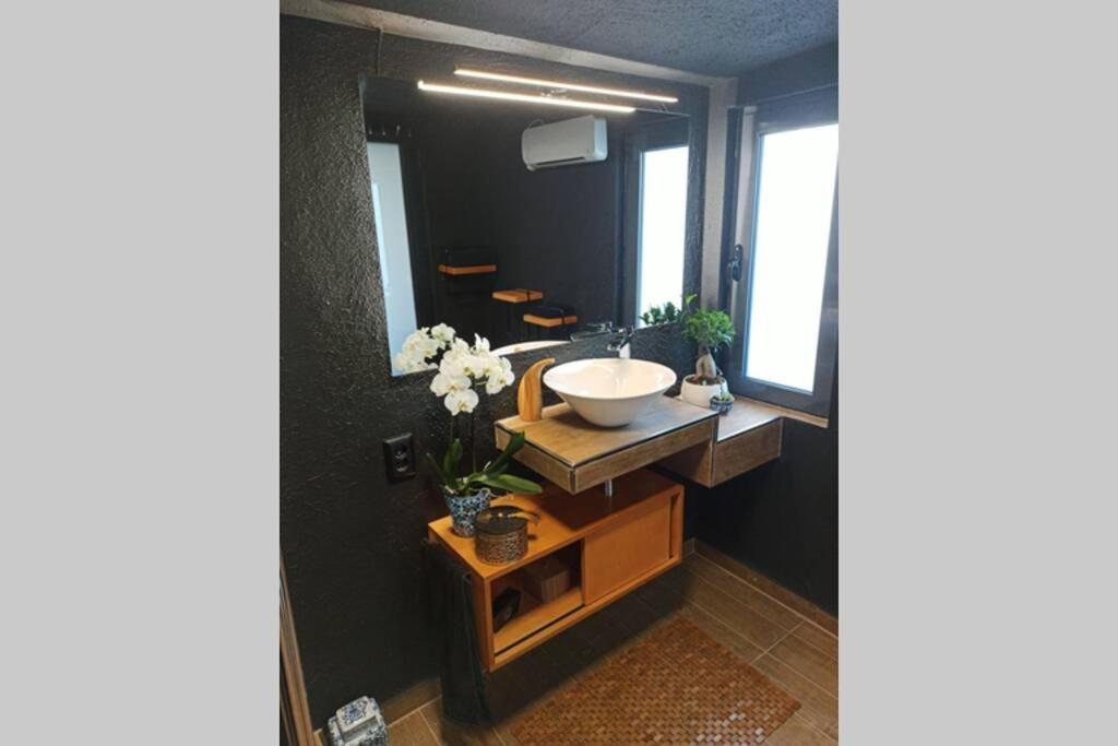 Accessible Luxury Villa Artemida  Buitenkant foto